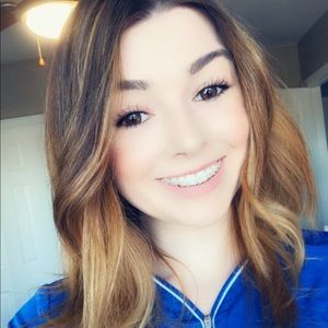 Meet your Posher, Leah